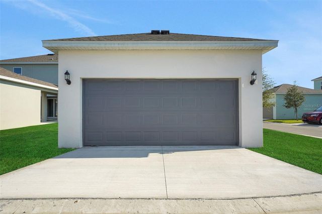 5025 FLAMELEAF STREET, Apopka, FL 32712