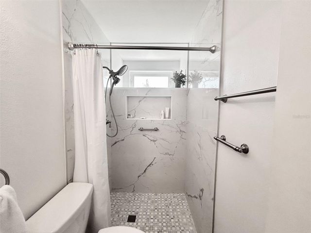 2447 ECUADORIAN WAY 73, Clearwater, FL 33763