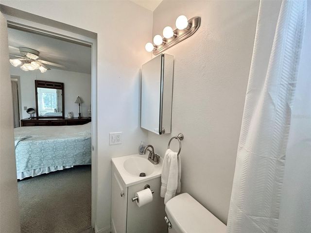 2447 ECUADORIAN WAY 73, Clearwater, FL 33763