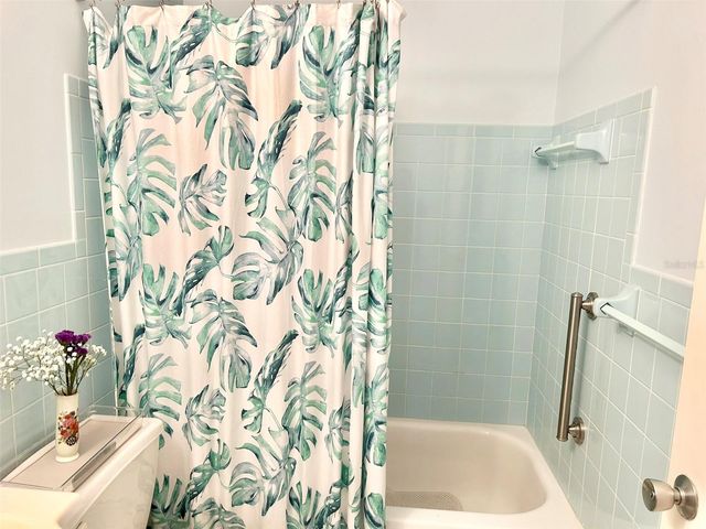 2447 ECUADORIAN WAY 73, Clearwater, FL 33763