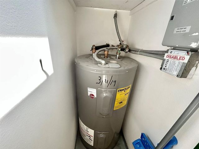 2447 ECUADORIAN WAY 73, Clearwater, FL 33763