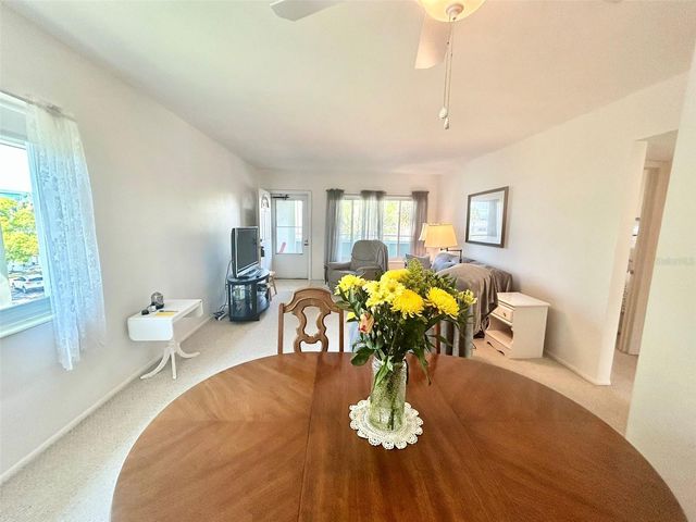 2447 ECUADORIAN WAY 73, Clearwater, FL 33763