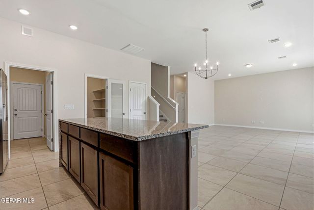 904 KEENLAND Avenue, El Paso, TX 79932