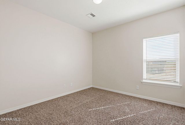 904 KEENLAND Avenue, El Paso, TX 79932