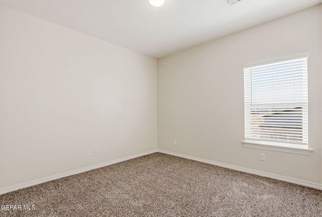 904 KEENLAND Avenue, El Paso, TX 79932