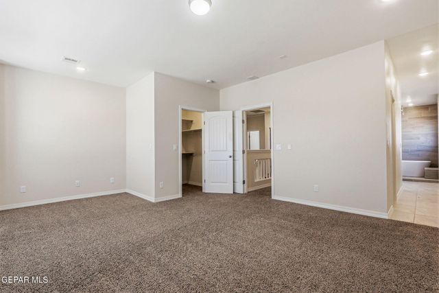 904 KEENLAND Avenue, El Paso, TX 79932