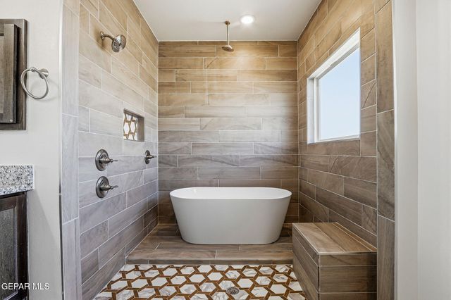 904 KEENLAND Avenue, El Paso, TX 79932