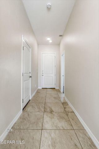 904 KEENLAND Avenue, El Paso, TX 79932