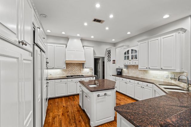 2009 Breaker Lane, Flower Mound, TX 75022