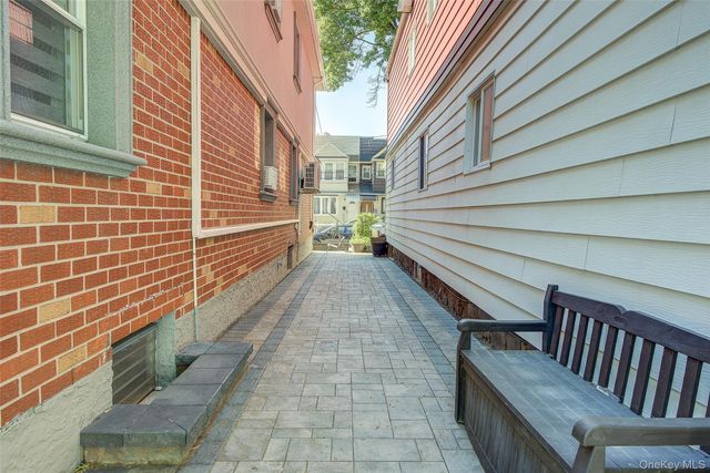 80-49 89th Avenue, Woodhaven, NY 11421