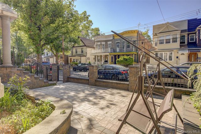 80-49 89th Avenue, Woodhaven, NY 11421