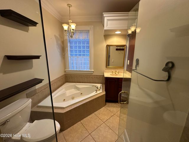 3902 Brookstone Drive, Winterville, NC 28590