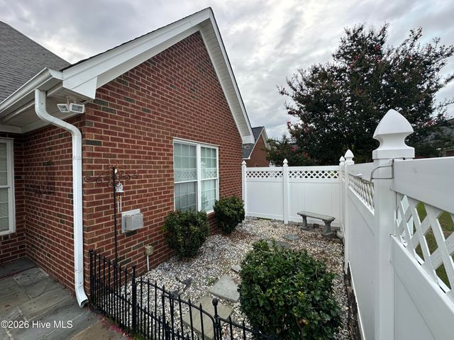 3902 Brookstone Drive, Winterville, NC 28590