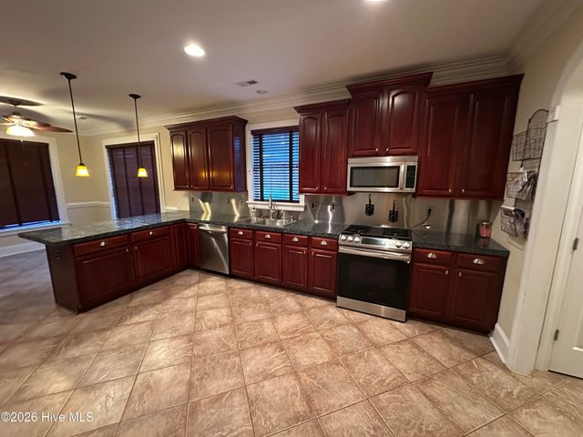 3902 Brookstone Drive, Winterville, NC 28590