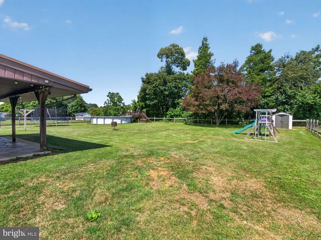 119 N MAIN ST, Alburtis, PA 18011
