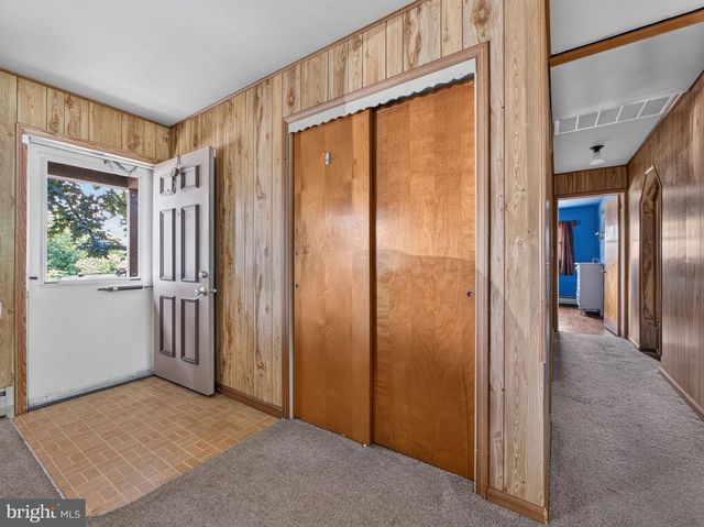 119 N MAIN ST, Alburtis, PA 18011