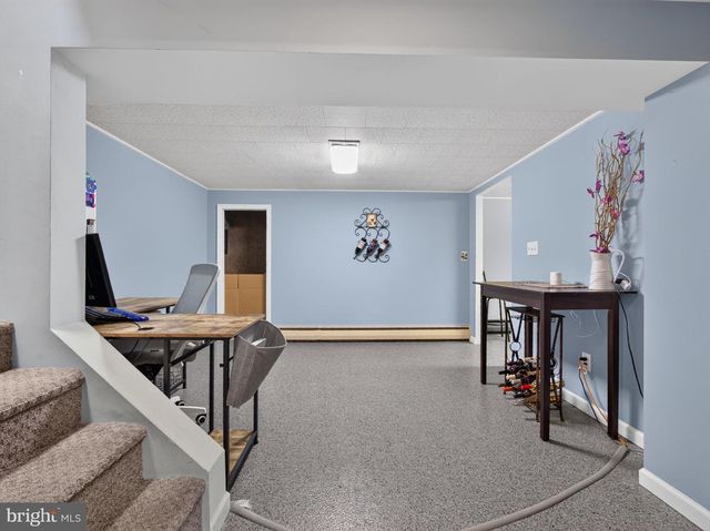 119 N MAIN ST, Alburtis, PA 18011