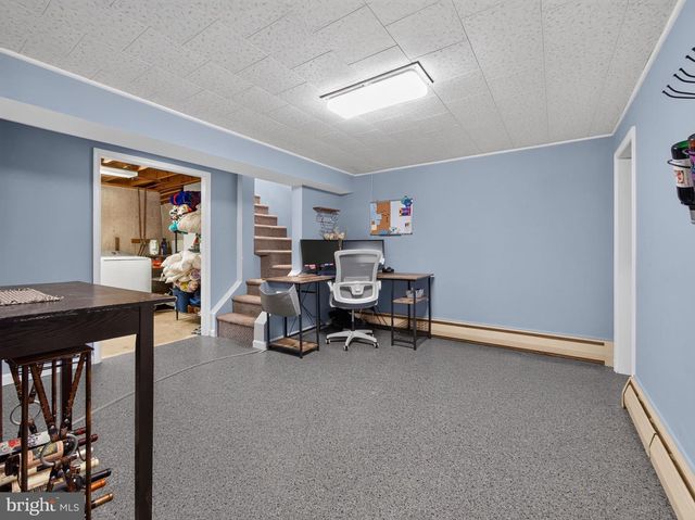 119 N MAIN ST, Alburtis, PA 18011