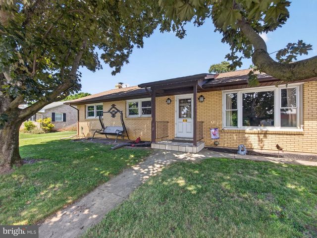 119 N MAIN ST, Alburtis, PA 18011