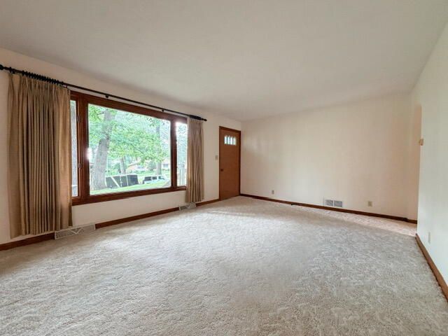54 Dogwood Drive, La Porte, IN 46350