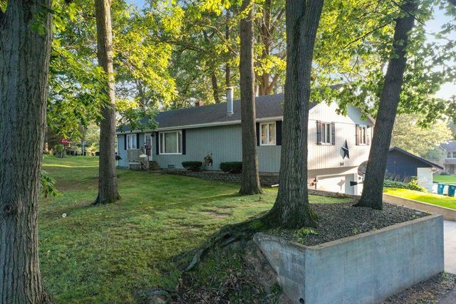 54 Dogwood Drive, La Porte, IN 46350
