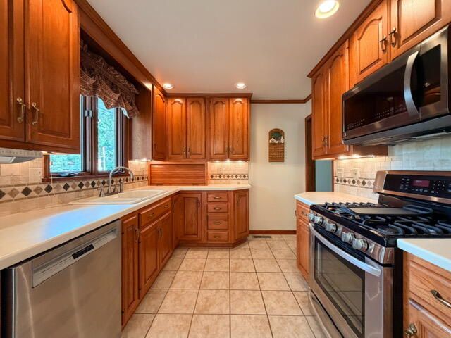 54 Dogwood Drive, La Porte, IN 46350