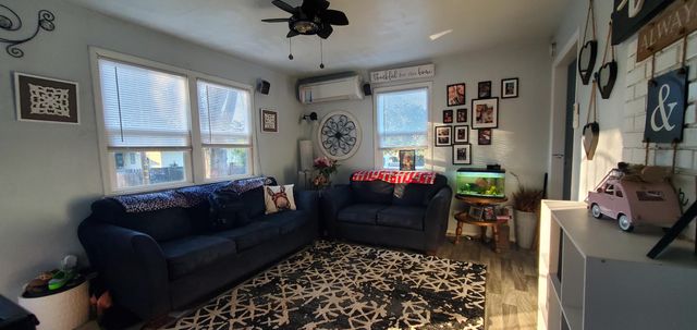 2576 W Hillside Drive, Anderson, CA 96007