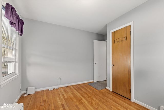 833 University Place, Grosse Pointe, MI 48230