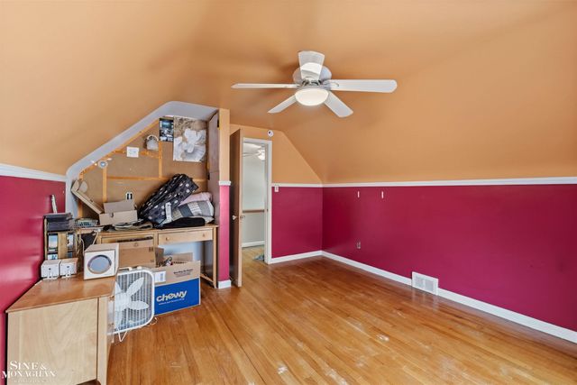 833 University Place, Grosse Pointe, MI 48230