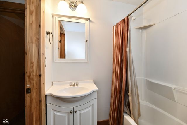 1922 Westview Drive, Indianapolis, IN 46221