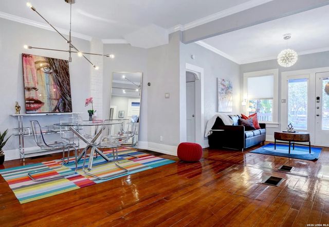 141 E Woodlawn Ave, San Antonio, TX 78212