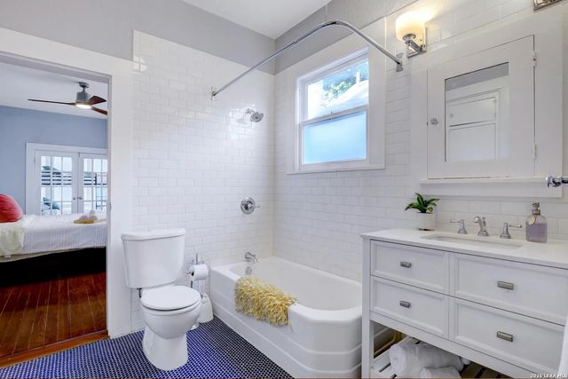 141 E Woodlawn Ave, San Antonio, TX 78212