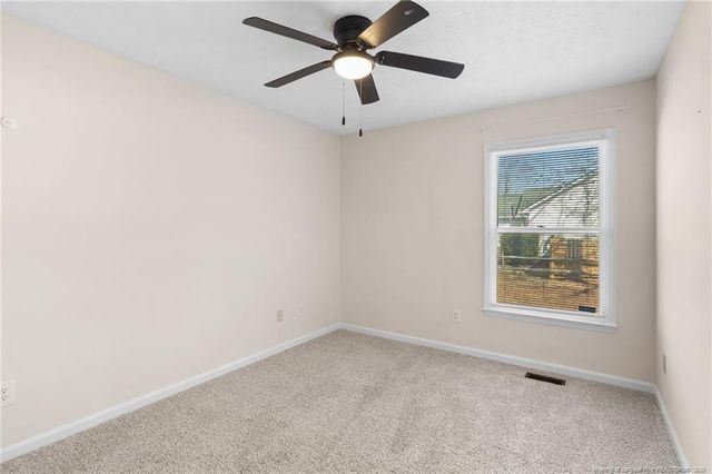 166 Oakview Drive, Raeford, NC 28376