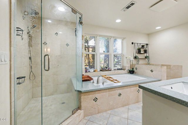 2639 Hillcrest Road, Medford, OR 97504