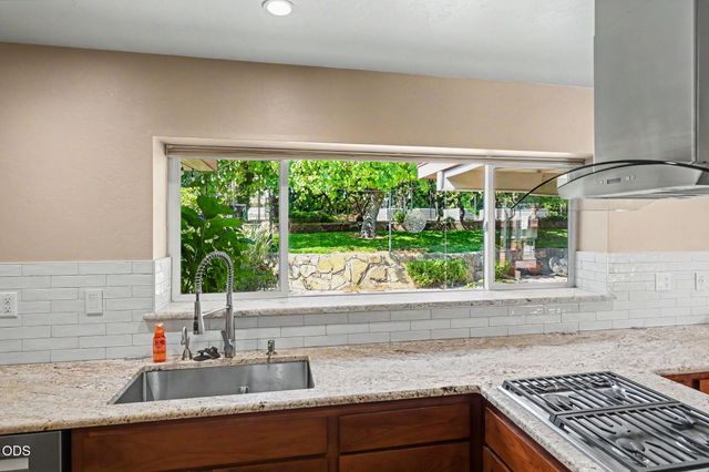 2639 Hillcrest Road, Medford, OR 97504
