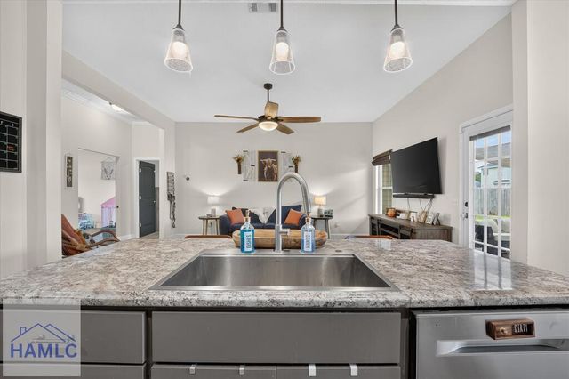 76 Anna Way SE, Ludowici, GA 31316