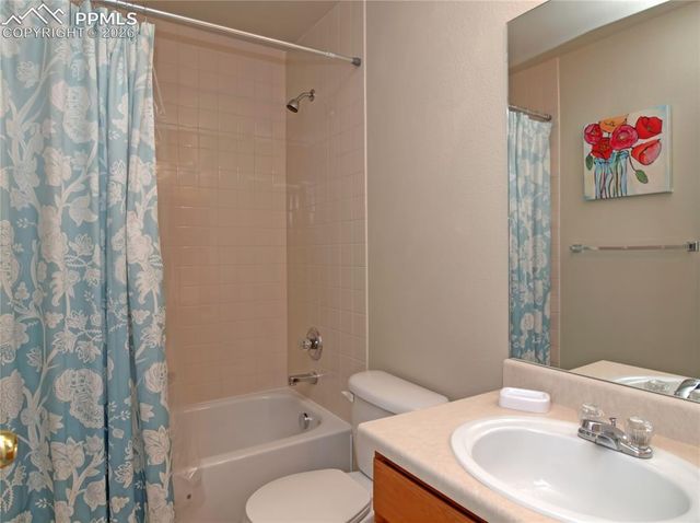 4806 Rusty Nail Point 202, Colorado Springs, CO 80916