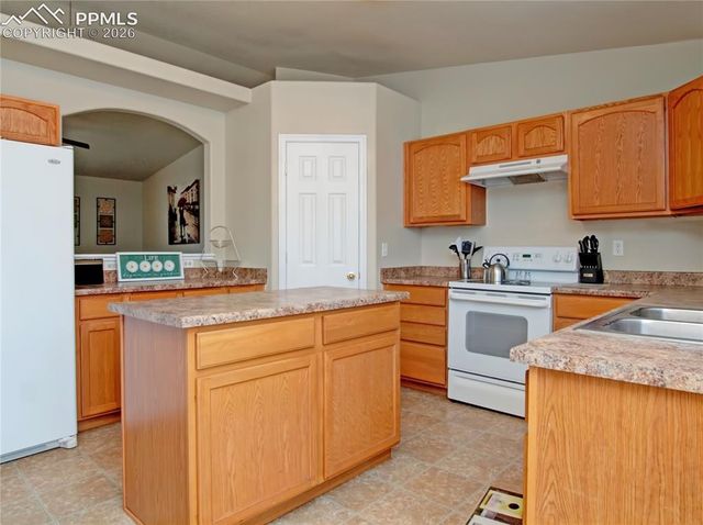 4806 Rusty Nail Point 202, Colorado Springs, CO 80916
