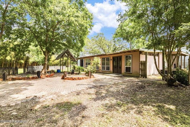 353b St Clair Road, Breaux Bridge, LA 70517