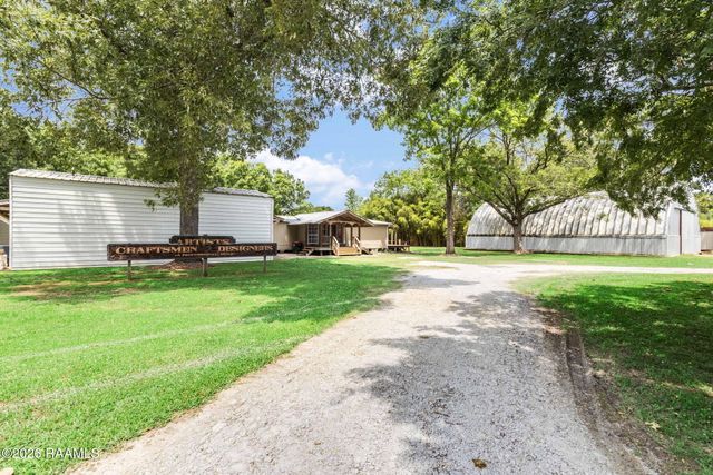 353b St Clair Road, Breaux Bridge, LA 70517