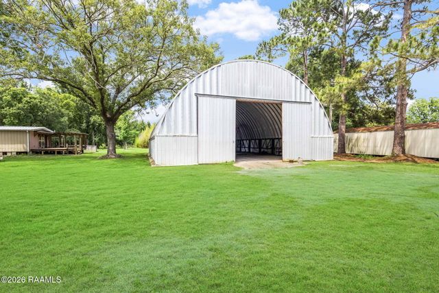 353b St Clair Road, Breaux Bridge, LA 70517