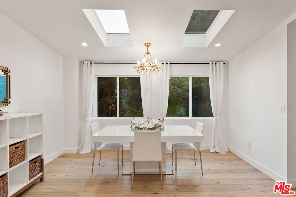 Image 8 of property listing at 2228 Laurel Canyon Boulevard, Los Angeles, CA 90046