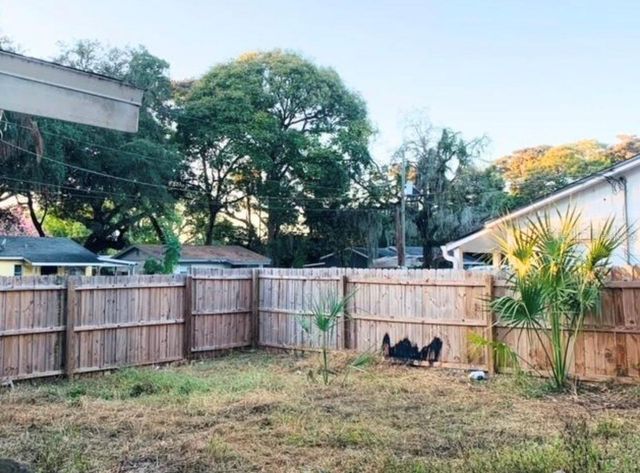 1502 E SEWAHA STREET, Tampa, FL 33612