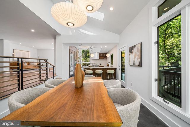 3800 LAKEVIEW TER, Falls Church, VA 22041