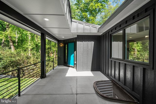 3800 LAKEVIEW TER, Falls Church, VA 22041