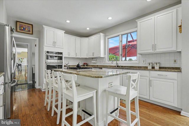 202 CASCADES CT, Blue Bell, PA 19422