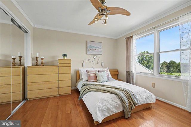 202 CASCADES CT, Blue Bell, PA 19422