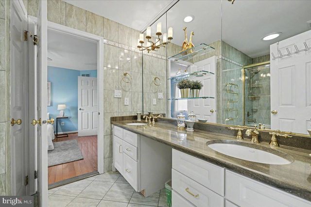 202 CASCADES CT, Blue Bell, PA 19422