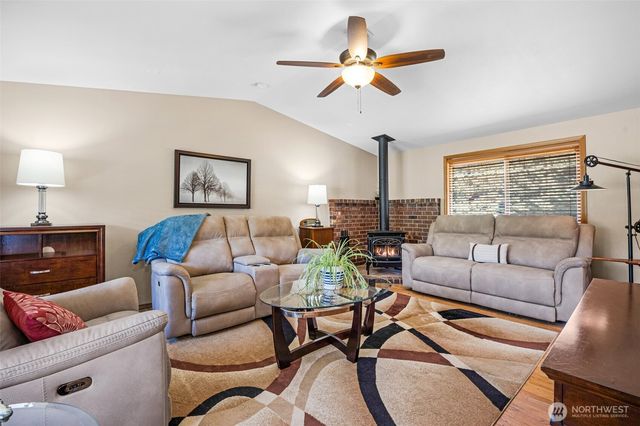229 172nd Street NW, Arlington, WA 98223