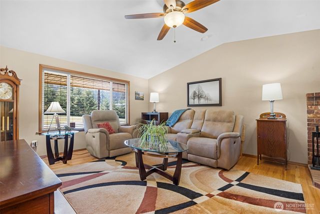 229 172nd Street NW, Arlington, WA 98223